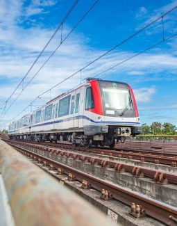 Detienen a mujer que se lanzo a la vía férrea de Linea 2 del Metro de Santo Domingo